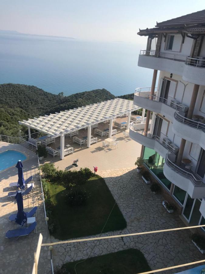 Hotel Vila Kafe Lukovë Zewnętrze zdjęcie