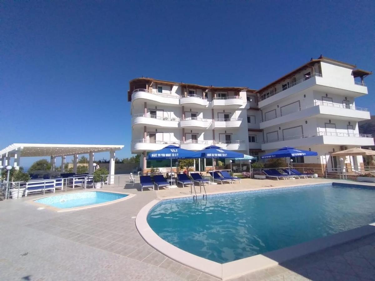 Hotel Vila Kafe Lukovë Zewnętrze zdjęcie