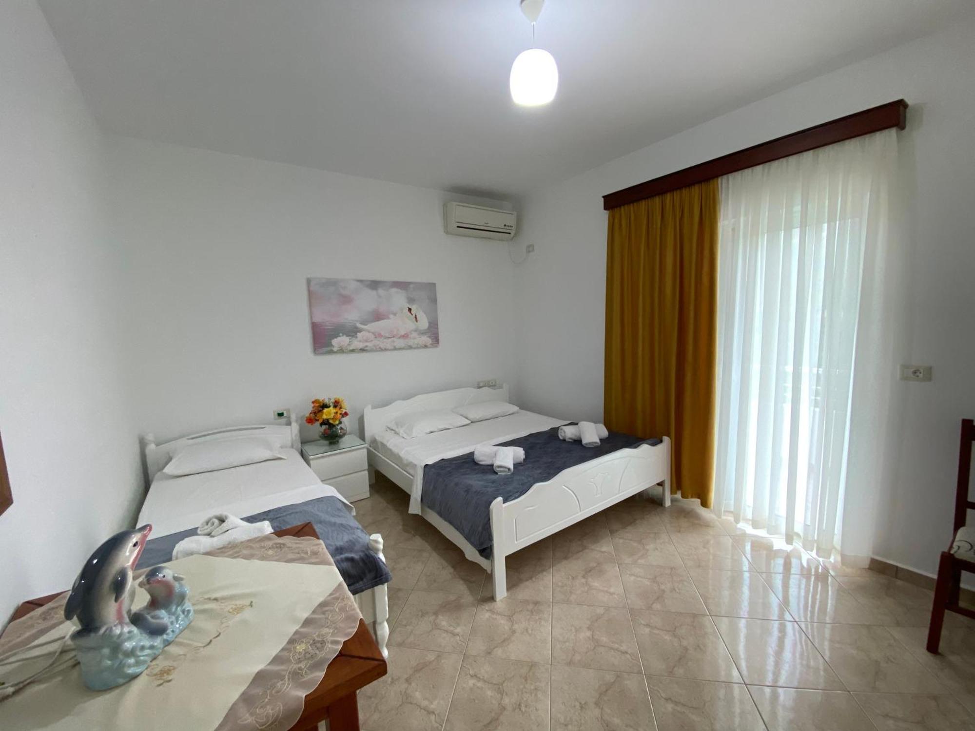 Hotel Vila Kafe Lukovë Zewnętrze zdjęcie