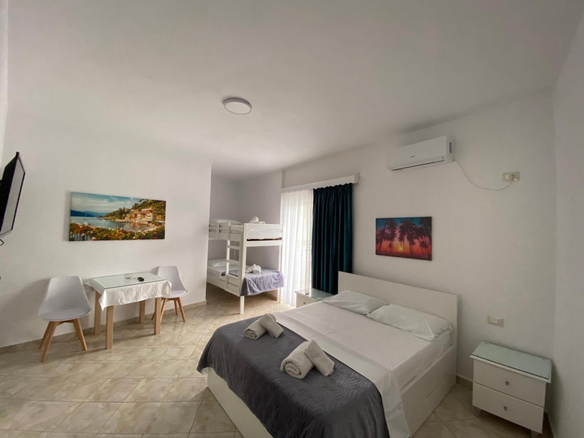 Hotel Vila Kafe Lukovë Zewnętrze zdjęcie