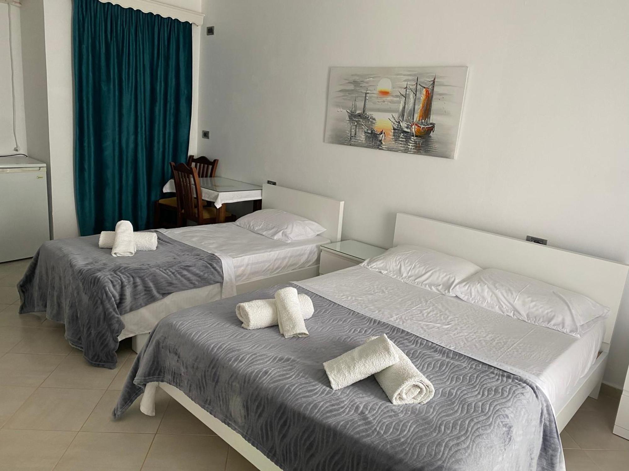Hotel Vila Kafe Lukovë Zewnętrze zdjęcie