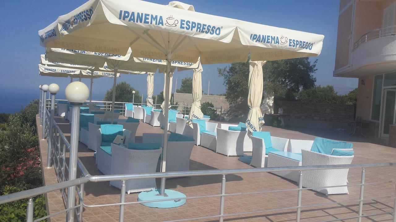 Hotel Vila Kafe Lukovë Zewnętrze zdjęcie
