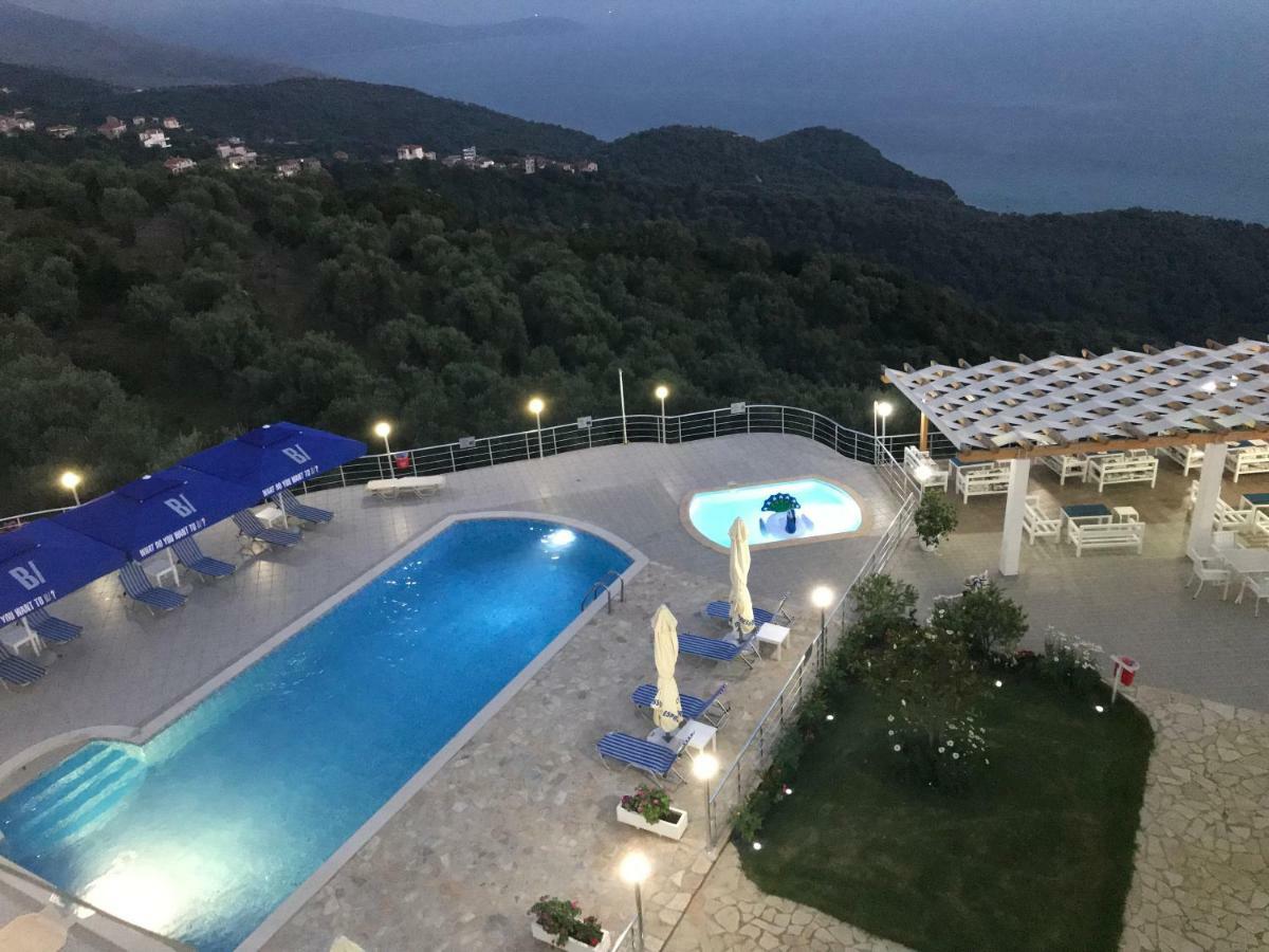 Hotel Vila Kafe Lukovë Zewnętrze zdjęcie
